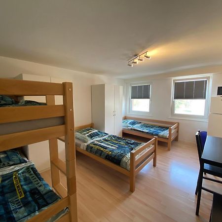 Hostel Airport Oberglatt Екстер'єр фото