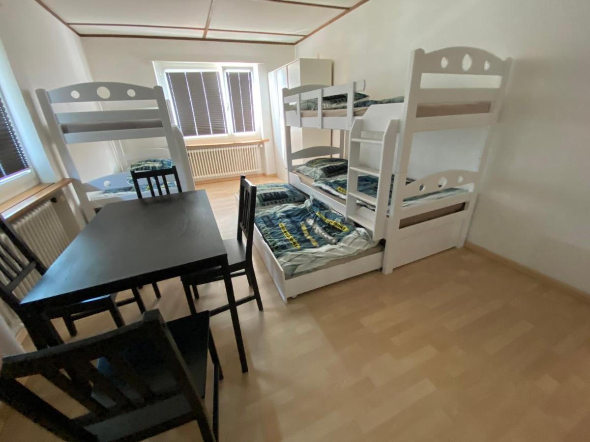 Hostel Airport Oberglatt Екстер'єр фото