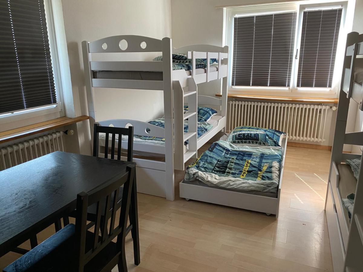 Hostel Airport Oberglatt Екстер'єр фото