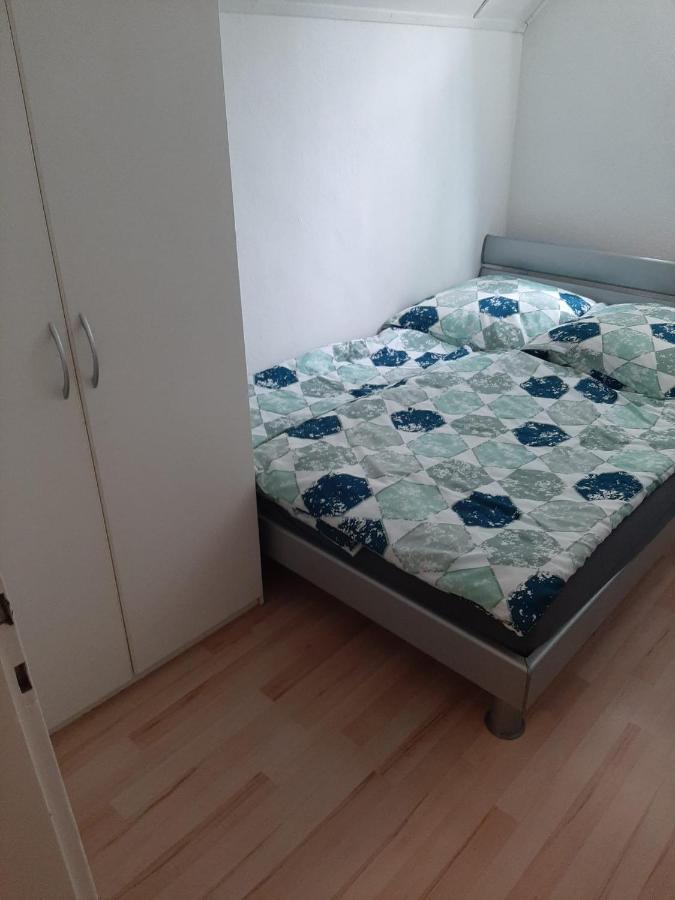 Hostel Airport Oberglatt Екстер'єр фото
