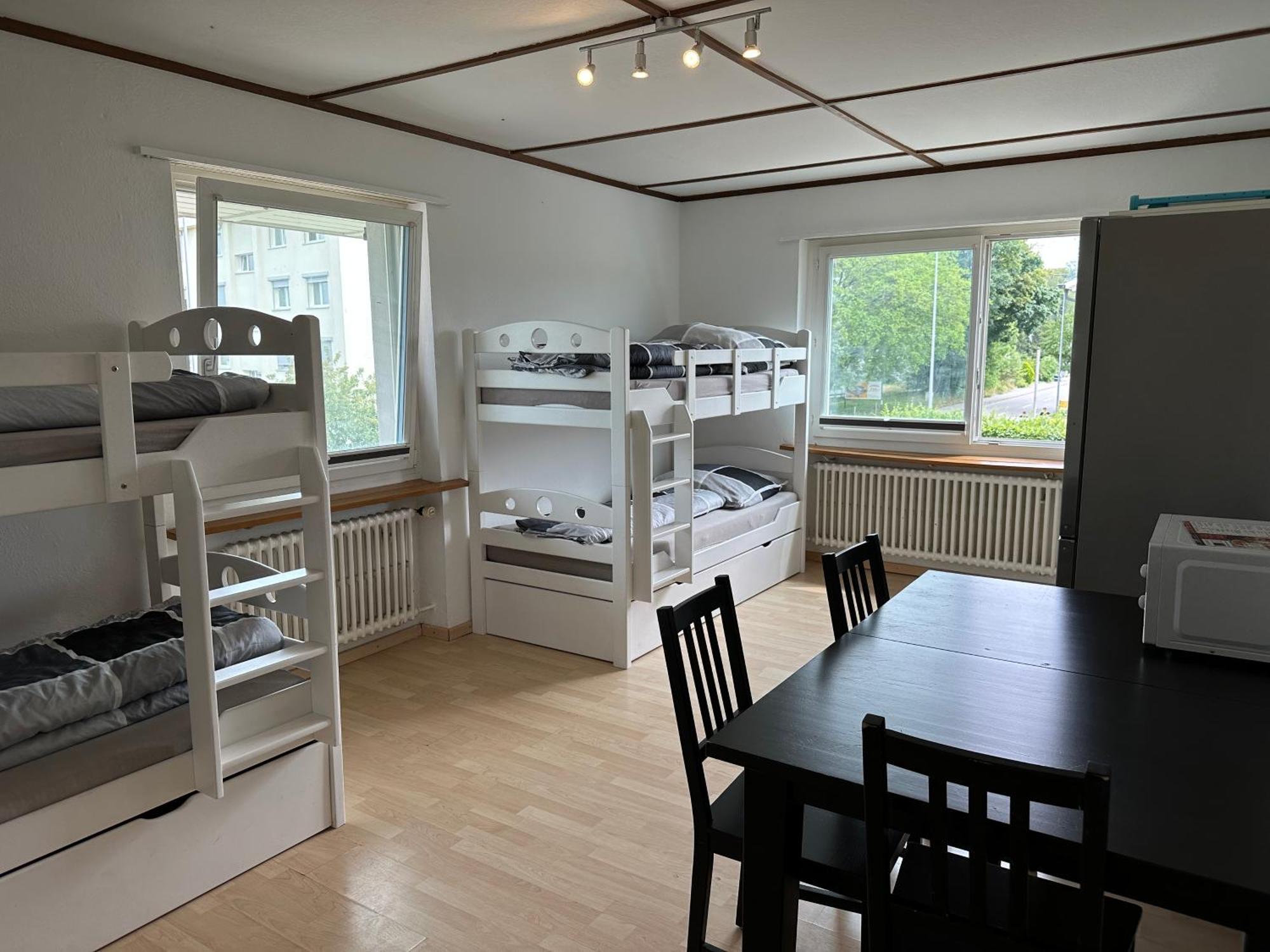 Hostel Airport Oberglatt Екстер'єр фото