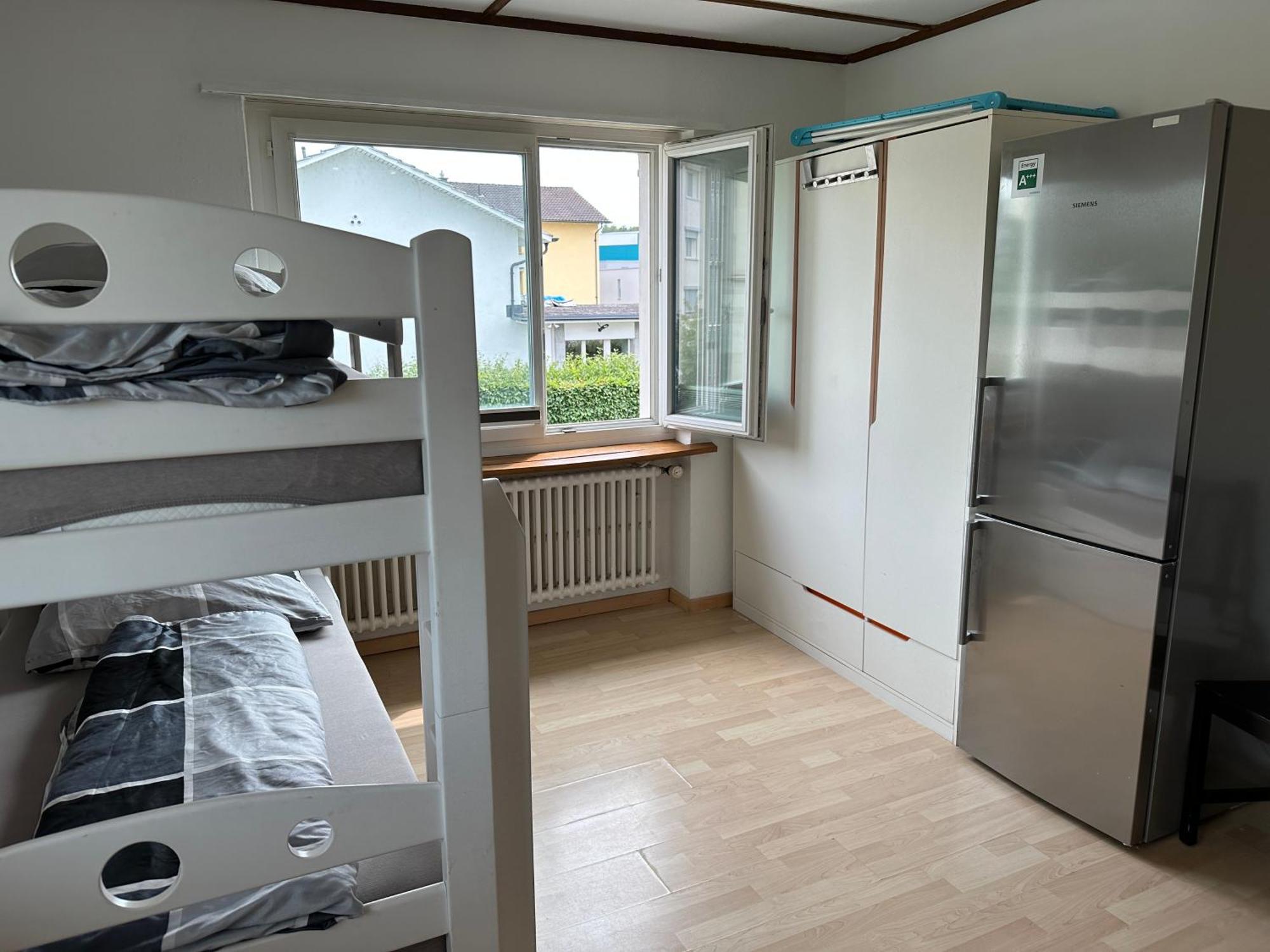 Hostel Airport Oberglatt Екстер'єр фото