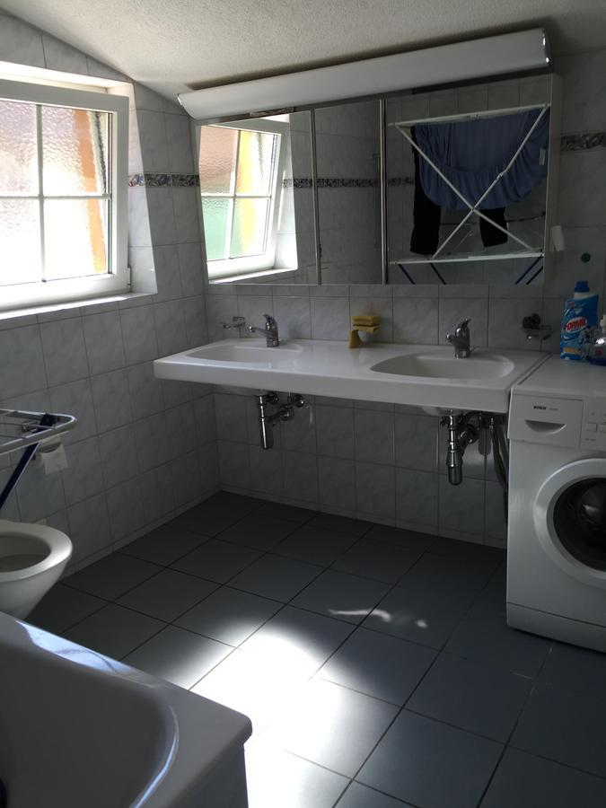 Hostel Airport Oberglatt Екстер'єр фото