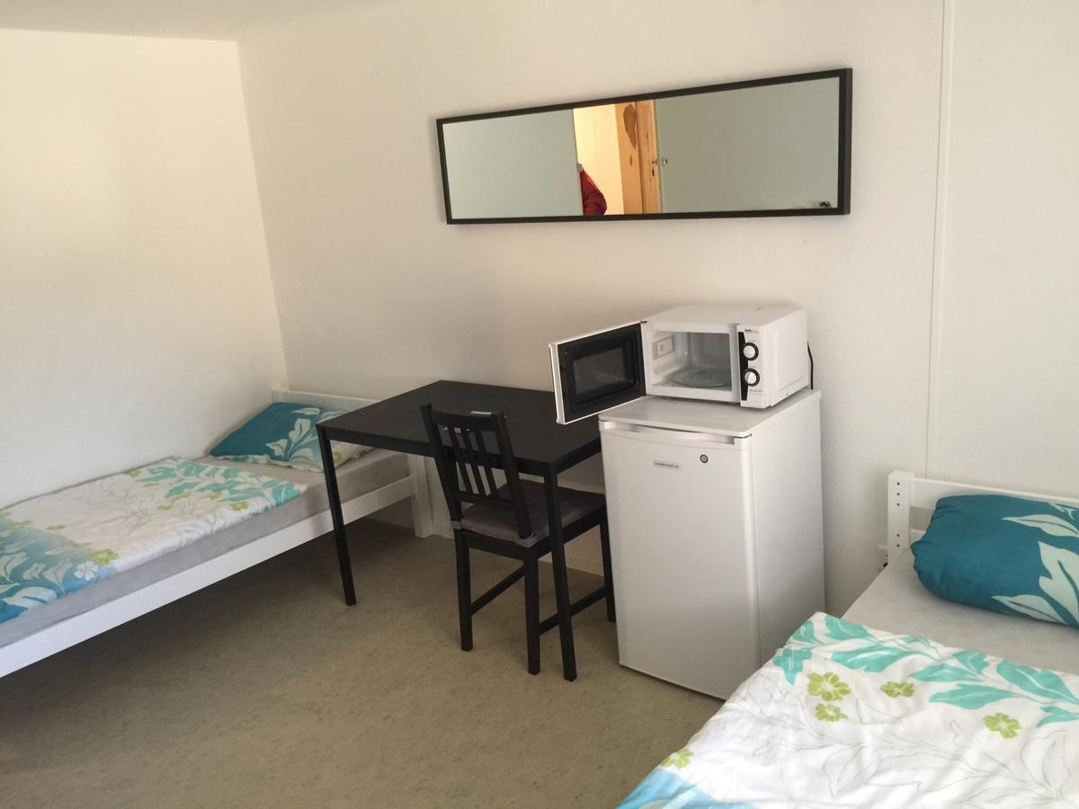 Hostel Airport Oberglatt Екстер'єр фото