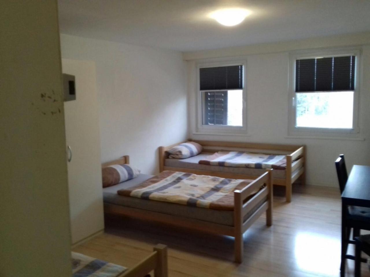 Hostel Airport Oberglatt Екстер'єр фото