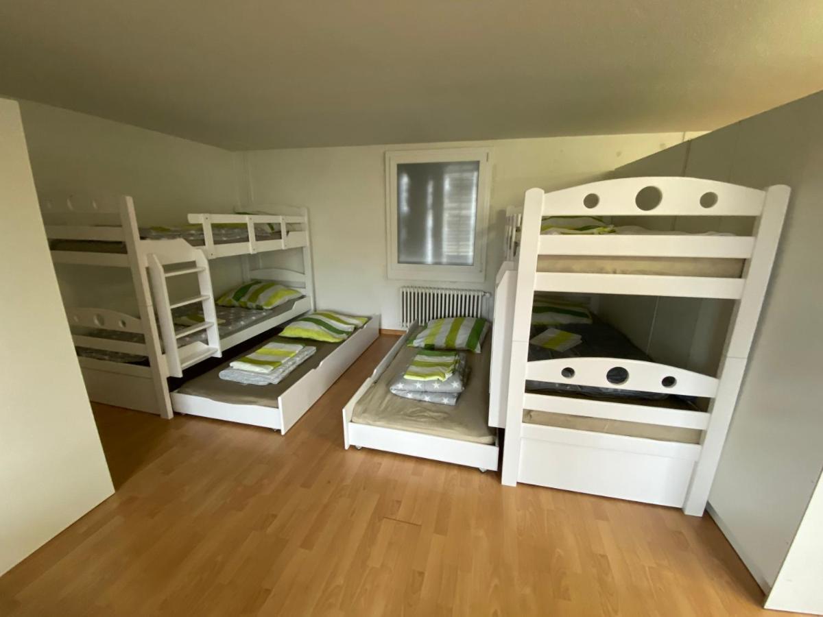 Hostel Airport Oberglatt Екстер'єр фото