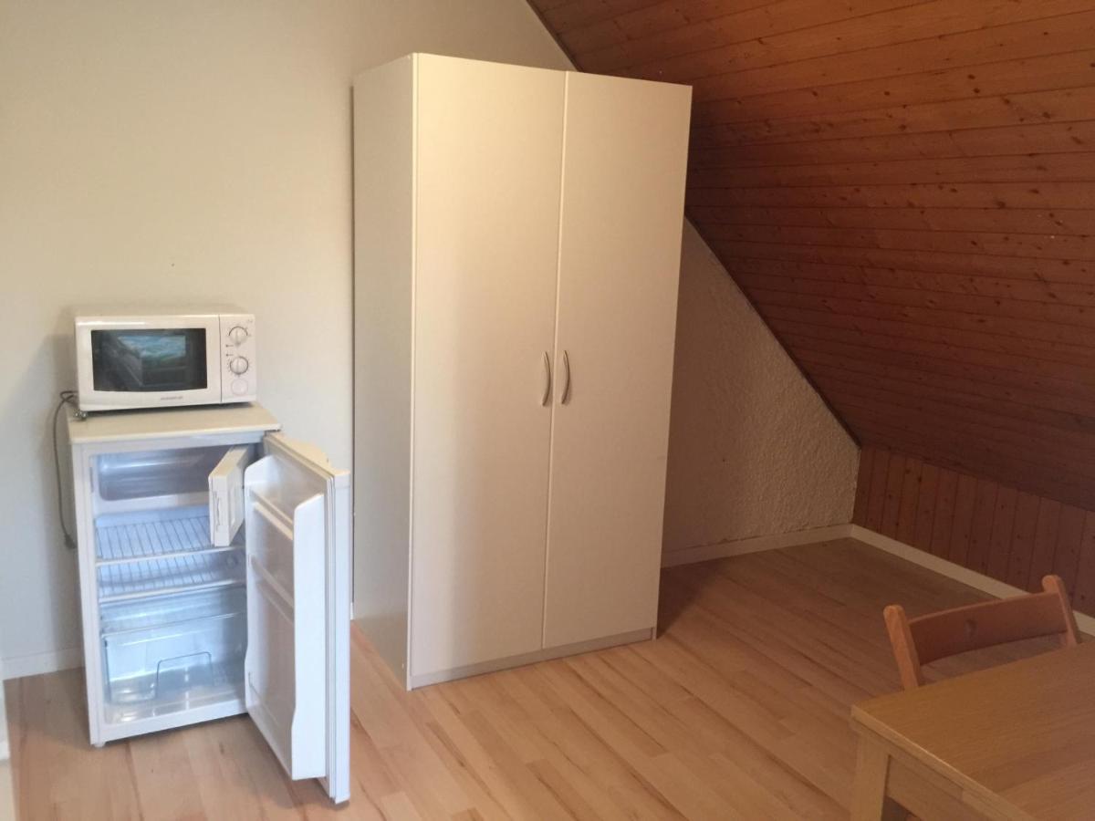 Hostel Airport Oberglatt Екстер'єр фото