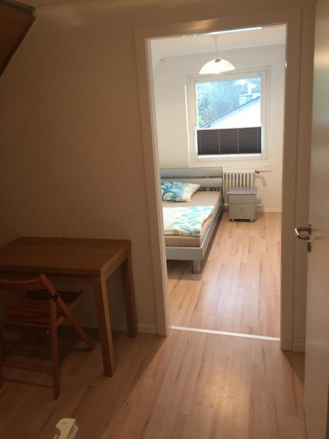 Hostel Airport Oberglatt Екстер'єр фото
